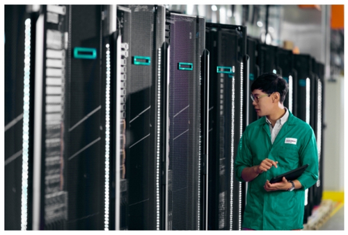 HPE Aruba Networking AP-POE-AFGE 1-Port GbE 802.3af 15.4W Midspan Injector