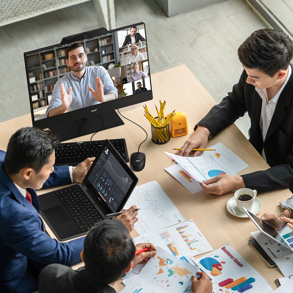 <b>Simplified Video Conferencing</b>