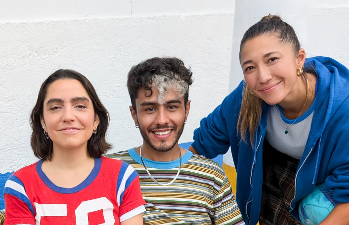 Group pics that the whole group loves.