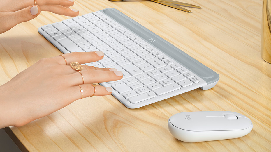 FLUID, COMFORTABLE TYPING & MOUSING